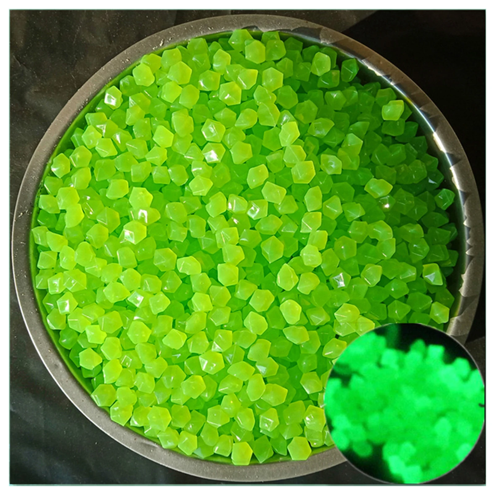 300Pcs Glow in the Dark Garden Pebbles For Sidewalk Garden Terrace Lawn Garden Patio Fish Tank Aquarium Decoration Glow Stone