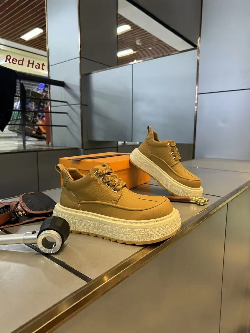 

Men's Boots Winter Anti-slip Casual Thick Bottom Heightening Yellow Leather Boots Sports Fashionable Youth Online Excl...