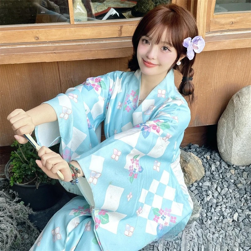 جديد وصول كيمونو المرأة زهرة زرقاء نمط لطيف فتاة السفر التصوير الفوتوغرافي الزي الياباني التقليدي