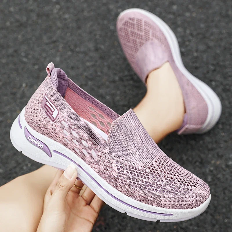 Women Sneakers Mesh Breathable Outdoor Soft Sole Flats Ladies 2024 New Slip on Loafers Comfort Mother Shoes Zapatos De Mujer