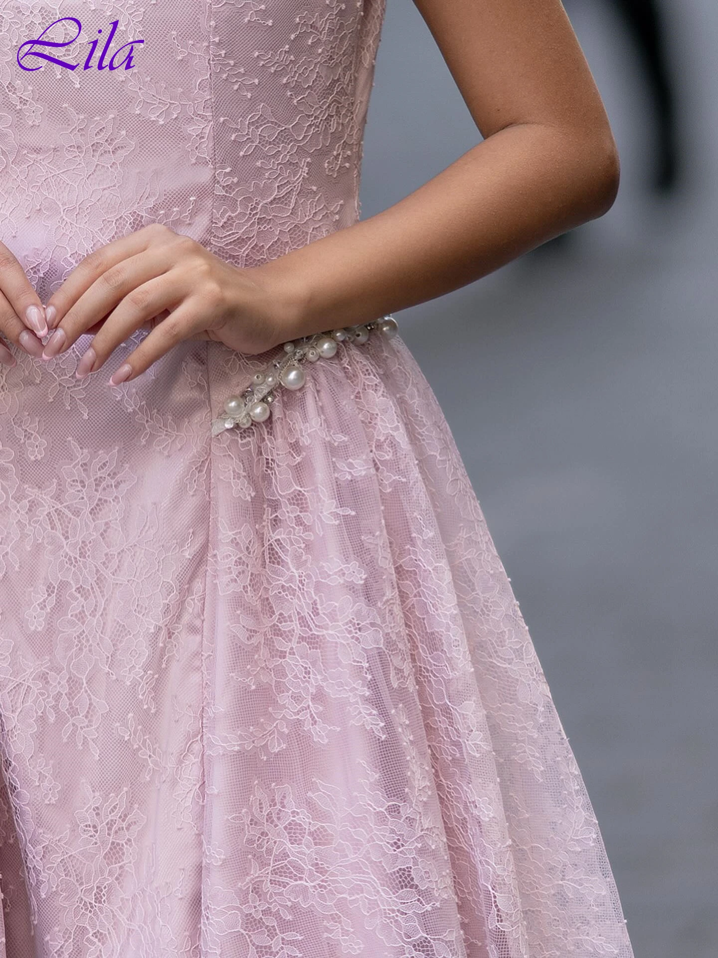 ชุดราตรีทรงเอไลน์ คอปก แขนยาว ดีไซน์หรูหรา สง่างาม สำหรับงานเลี้ยง งานพรอม คุณภาพสูง