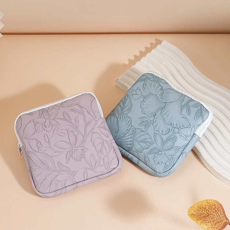 Square Small Makeup Bag Student Small Earphones Zipper Wallet Girl Portable Lipstick Storage Bags Sanitary Pad Storage Bag