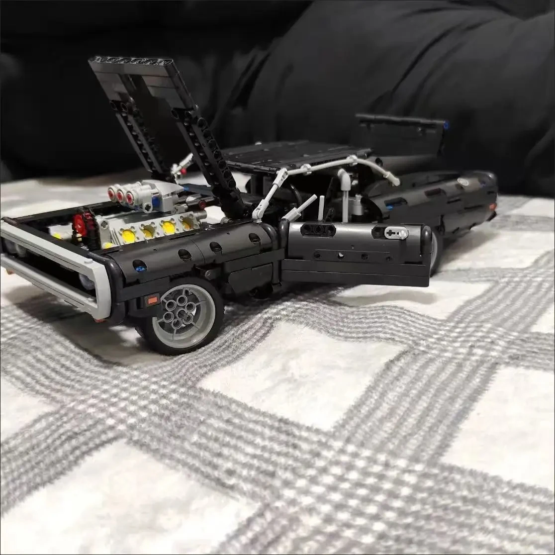 New car dodge charger racing car 2026 building block model movie Fast and Furious famous car brick male and female youth toys ho view 6