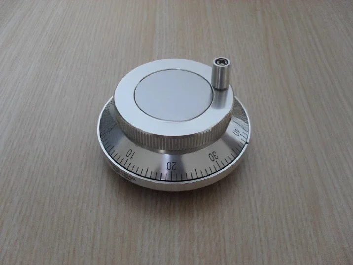 عجلة يدوية للوحة، جهاز تشفير، نبض، عقارب، عجلة يدوية للمخرطة، مولد نبض يدوي، قطر 80