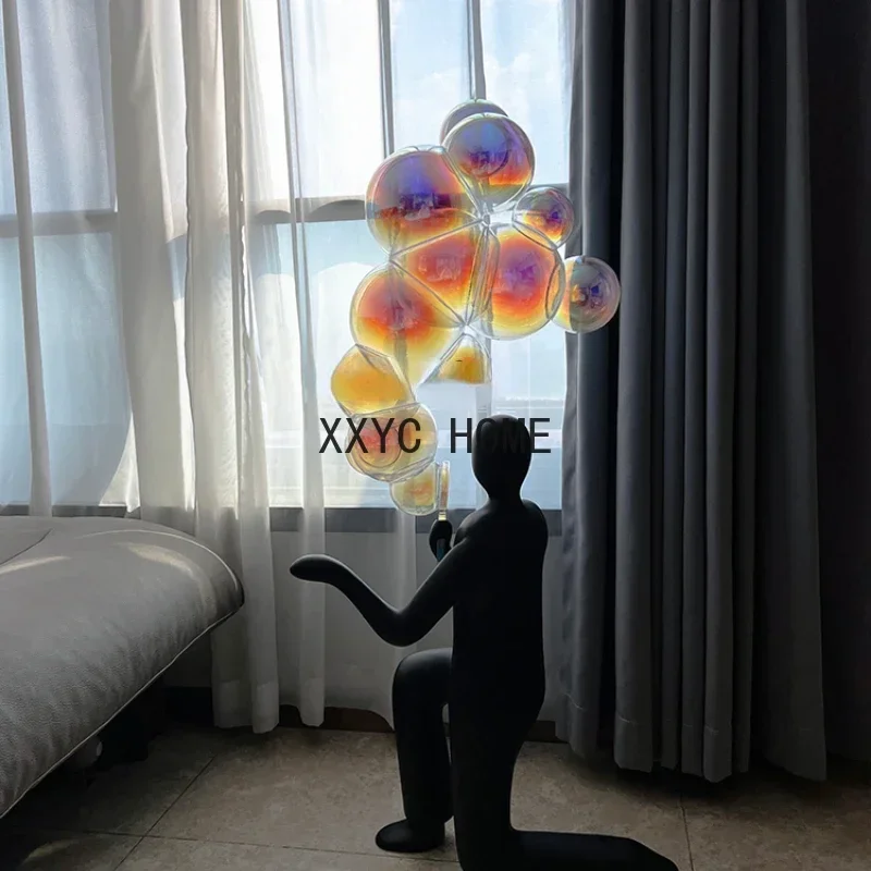 

Персонаж с выдувом пузырей Абстрактная скульптура Напольные украшения Модель комнаты Гостиная Высококачественная мультяшная мягкая мебель