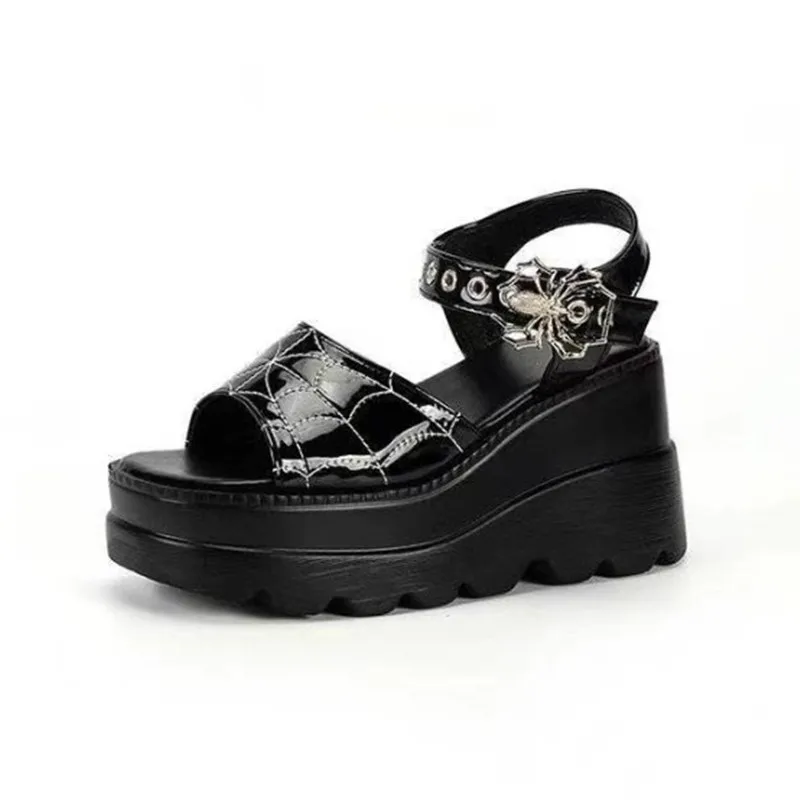 Sandalias góticas de estilo Punk con cuña para mujer, tacones ultraaltos de 9cm, punta abierta, suela gruesa, correa en el tobillo de araña, sandalias informales con talón descubierto