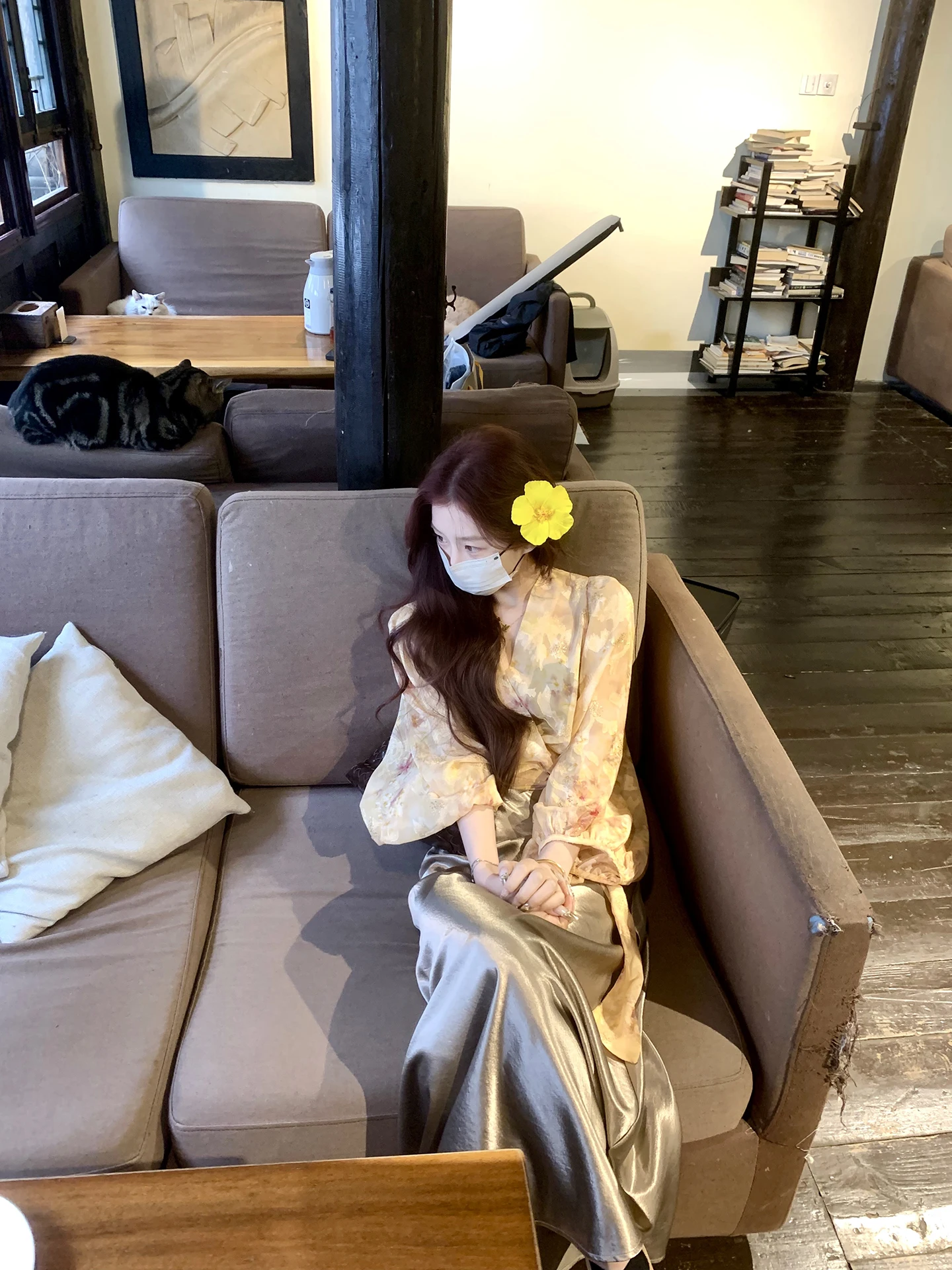 

XXIIUU Misty Gold Floral Side Tied Women's Base Layer Print T-shirt Spring Summer New Style Korean Style Long Sleeve V-neck