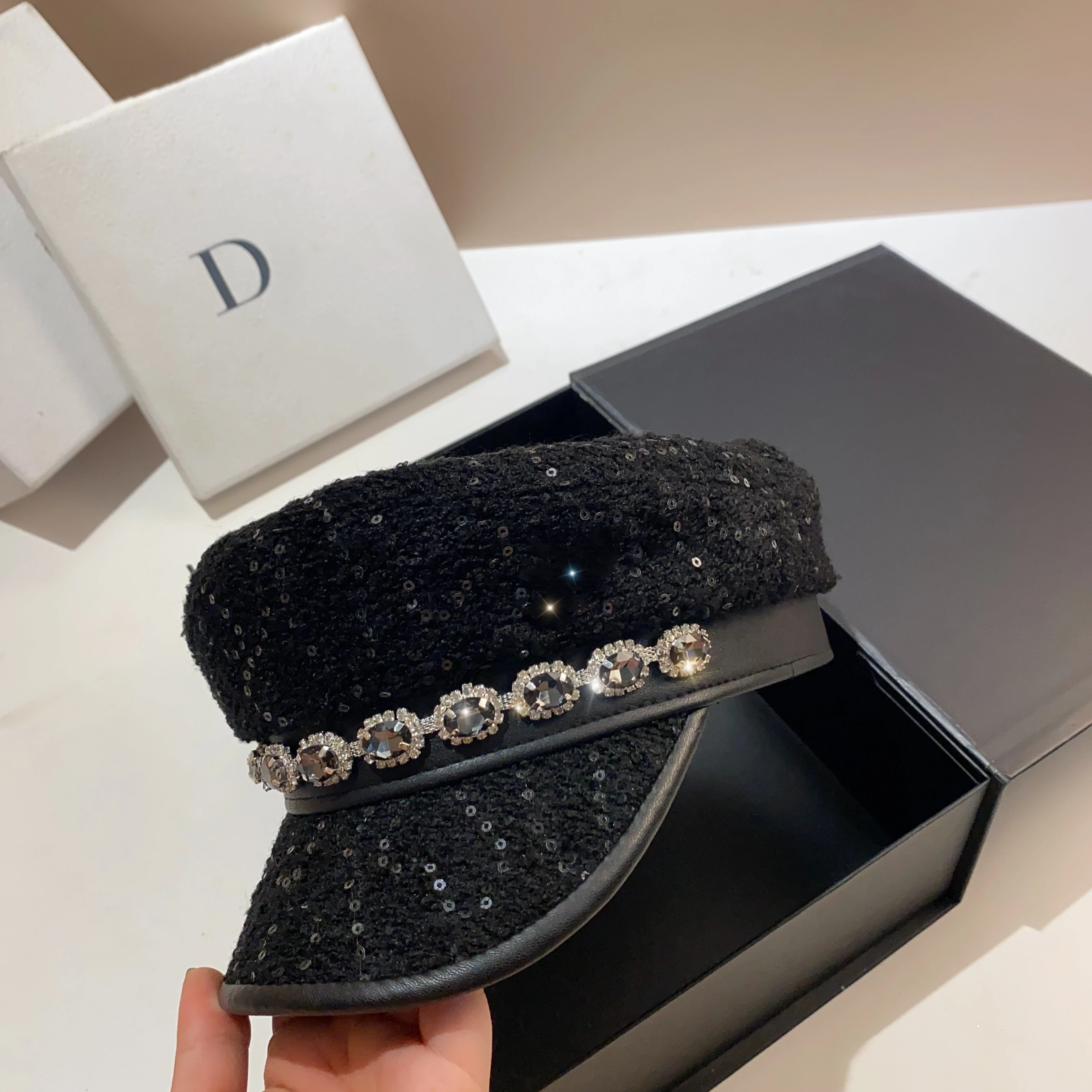 French celebrity style light luxury rhinestone navy hat Korean version spring and autumn sequins duffel octagonal hat newsboy ha