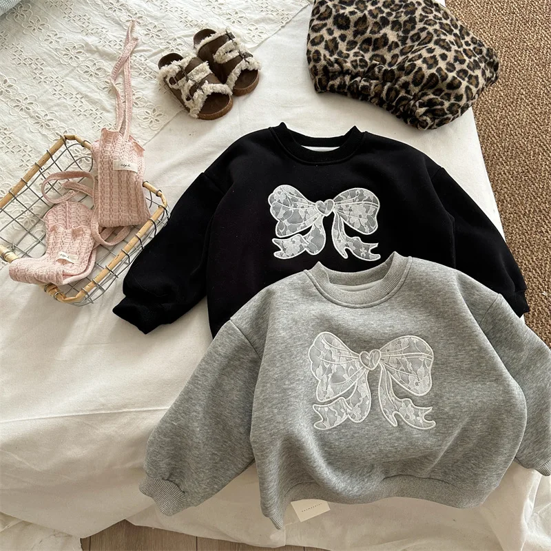 

Children Sweater 2025 Winter New Korean Lace Bow Embroidered Baby Girl's Sweatshirt Long-sleeved Bottoming Shirt
