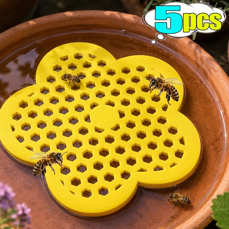 Floating Bee Waterer 20cm Honeycomb EVA Foam Island Butterfly Drinking Station for Garden Pond Outdoor Pollinator Hydration Safe