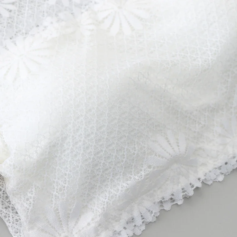 Nuove donne sexy pizzo spalle scoperte top corto con reggiseno manica corta Harajuku spalla nuda top all'uncinetto T-shirt in cotone femminile pizzo