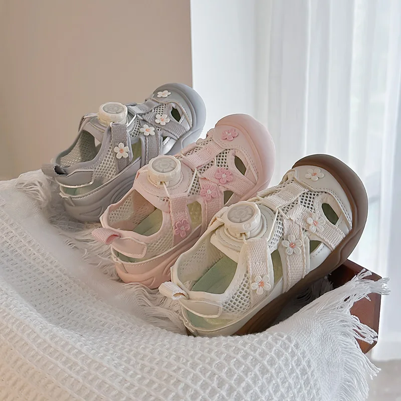 

Kids Girls Closed Toe Sandals Floral Decor with Rotary Buckle Breathable Mesh Anti-slip Soft Sole Casual School Outdoor Shoes