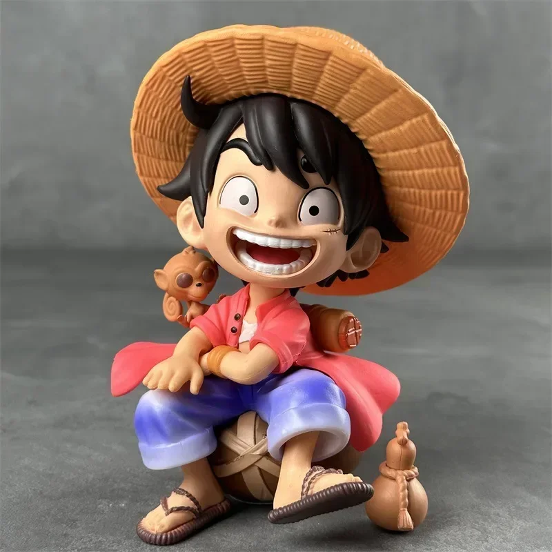 

12-16cm One Piece Pirate King Q-version Sauron Figurines Q-version Aslufei Car Ornaments Cute Gift Gk Anime Model