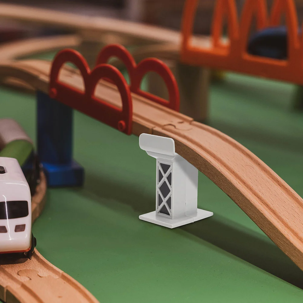 3 ชิ้นรถไฟท่าเรือรถไฟสะพานอุปกรณ์เสริมสําหรับเกม DIY ตกแต่งของเล่นพลาสติกเล่นสนับสนุน