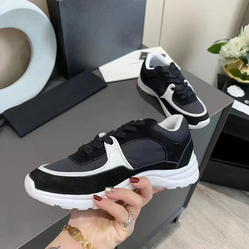 High Quality Casual Sneakers Women Lace-up Round Toe Running Sports Shoes Woman Comfort Patchwork Flat Shoes Unisex Sneakers