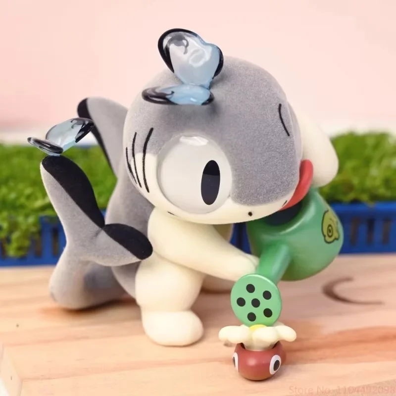 

Горячая подлинная в наличии I Am Sharkitty Series слепая коробка милая акула кошка украшение для рабочего стола высокое качество милые игрушки подарок на день рождения для девочки