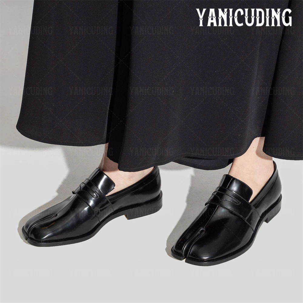 

Black Leather Tabi Loafers Novelty Luxurious Style Slip-On Split Toe Shoes Designer Elegant Dress Shoes for Women Custom Colors