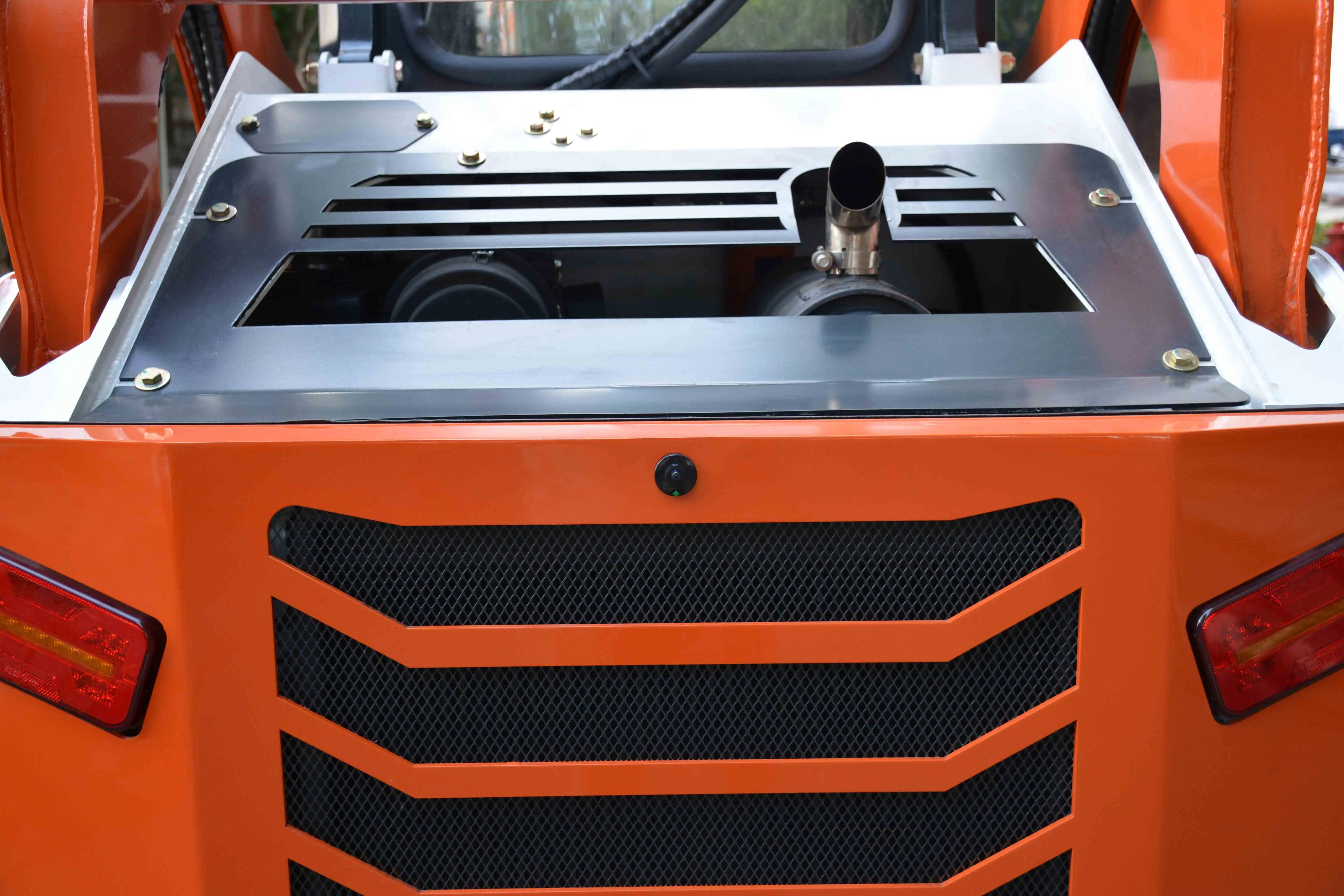 AST 맞춤형 스키드 스티어 로더 휠 로더, 캐빈 포함, 가족 농장 과수원 작업 및 건설 작업용