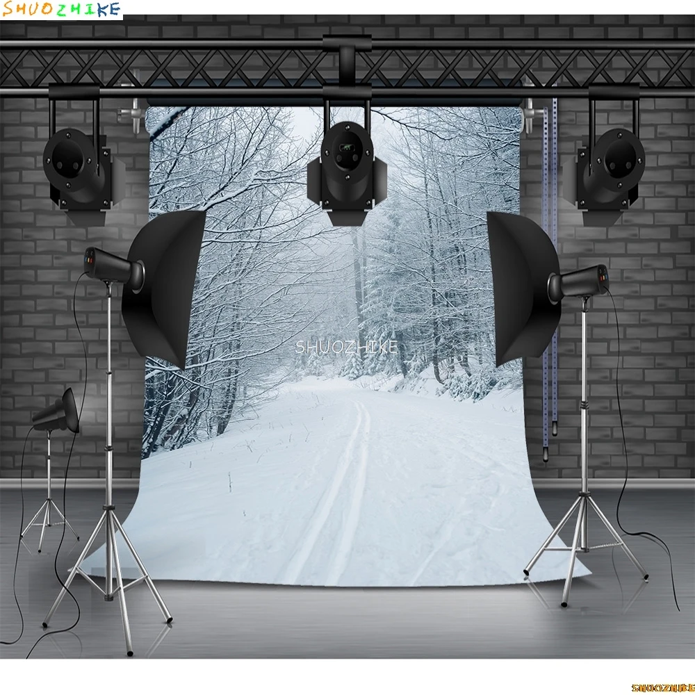 

Winter Forest Snowcovered Road Photography Backdrops Blurred Landscape Snowflakes Road Spruce Trees Photo Background XD-12