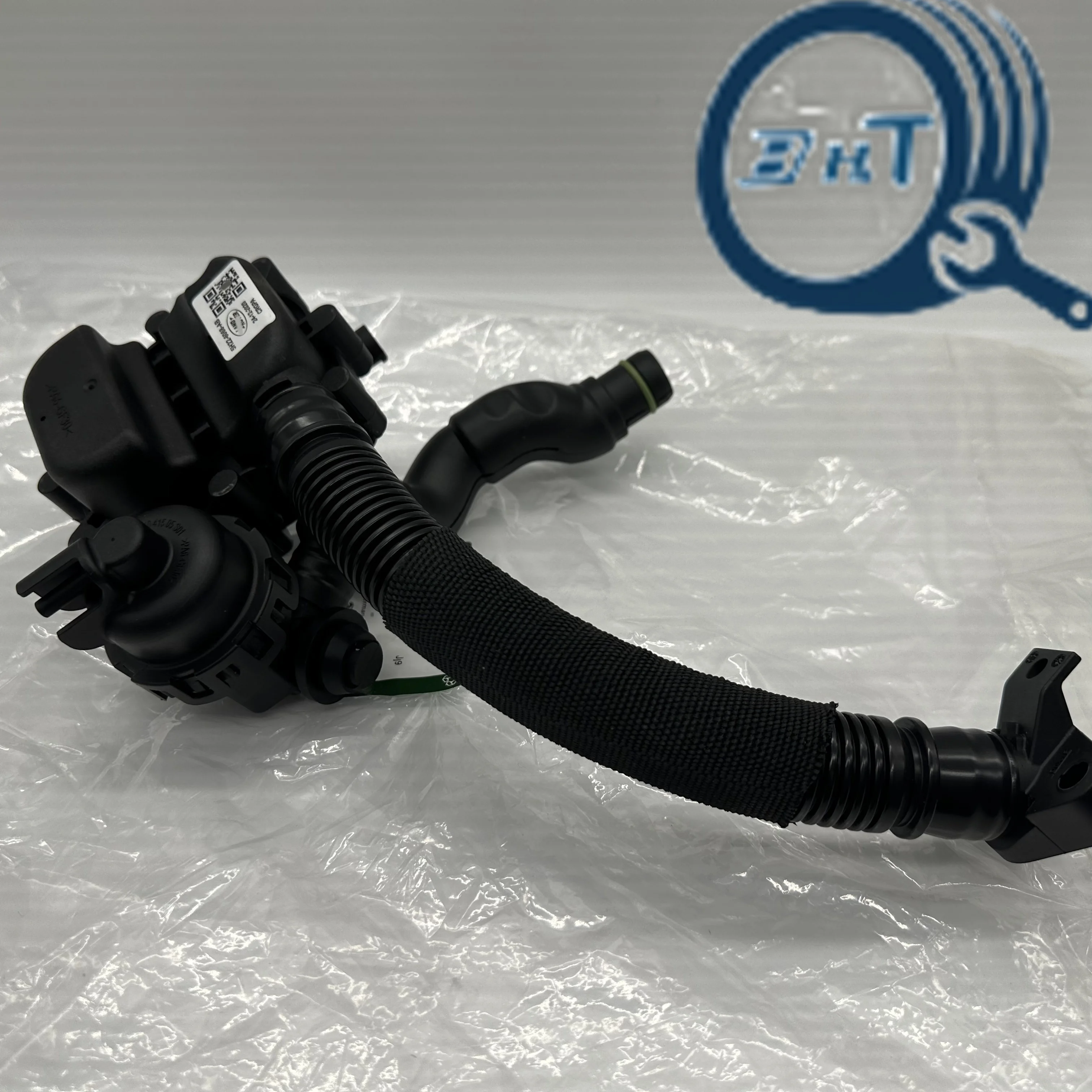 LR049365 LR045356 C2Z30725 Black Intake Manifold For Land Rover Range Rover 3.0L V6 2014-2019 Range Rover Sport 2014