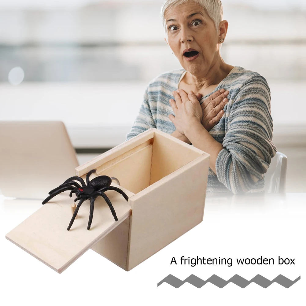 Ragno Gadget in legno Novità Scherzo in legno Spider Spaventa Scatola Divertente Trucco Gioca Scherzo Gag Giocattolo Vacanze di Halloween Spaventoso Horror Giocattoli
