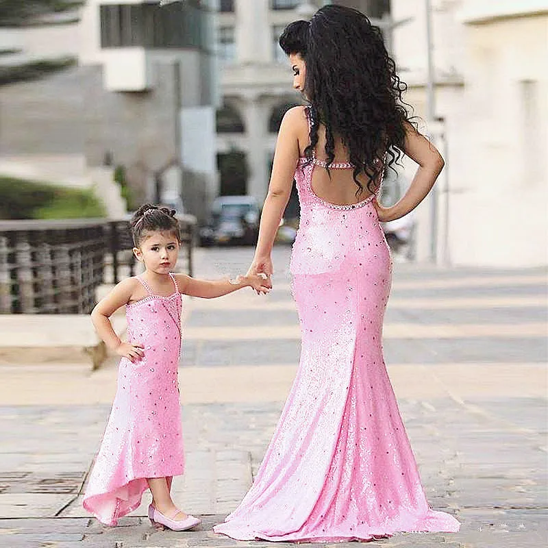 Prinses Roze Bloem Meisje Jurk 2020 Bead Mermaid Split Spaghettibandjes Sweep Trein Backless Avond Prom Dress Celebrity Jurk