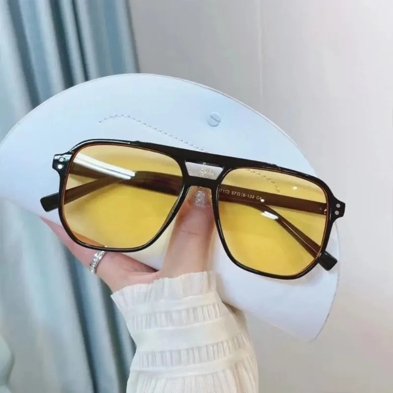 Square Frame Sunglasses Anti-UV Travel Accessories Retro Eyewear Beach Eye Protection Black Shades Glasses Summer Decor view 4