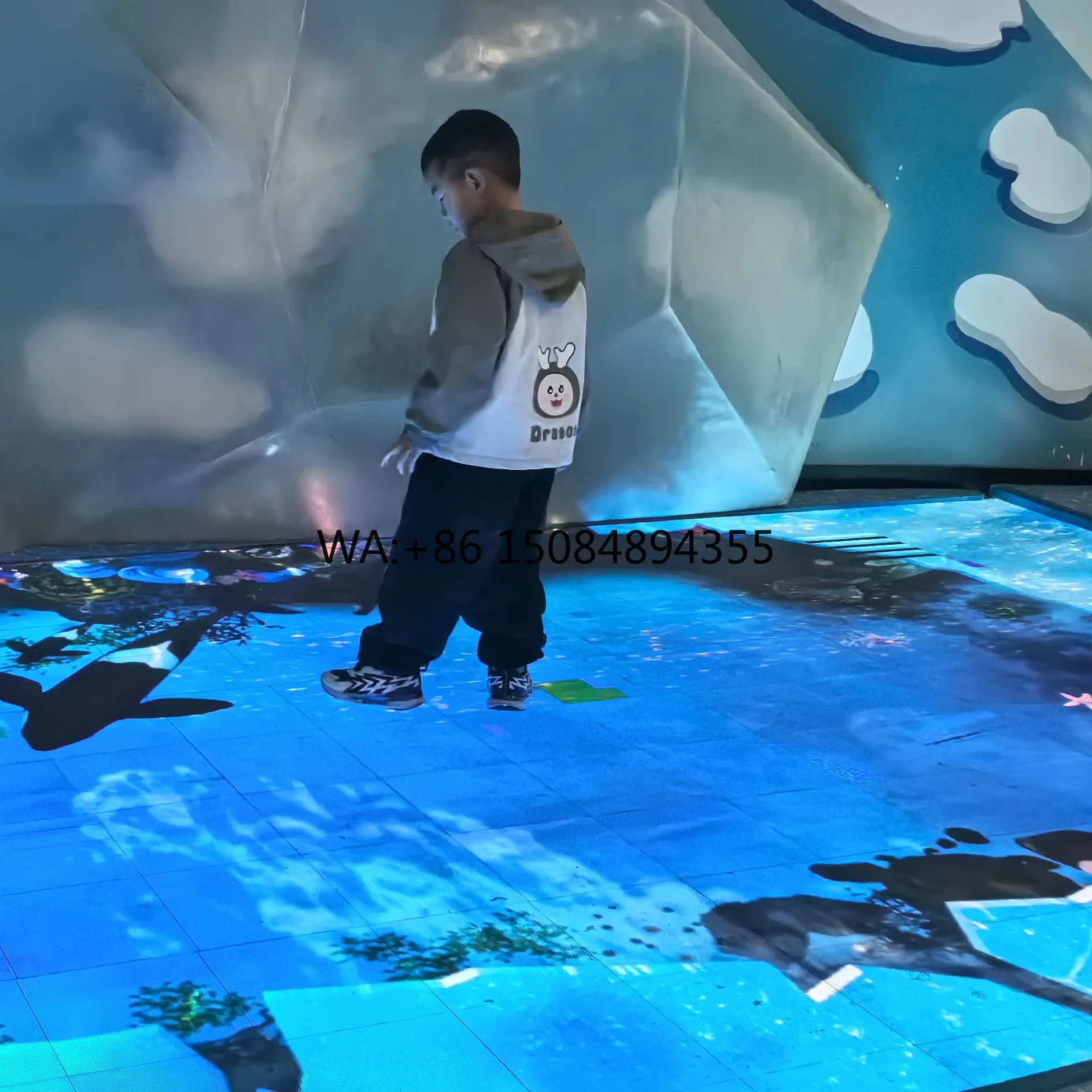 

Indoor P3.91 LED Dance Floor Tiles Interactive Video Wall Panels HD Sensitive for Shopping Mall Use IP54 Touch Screen