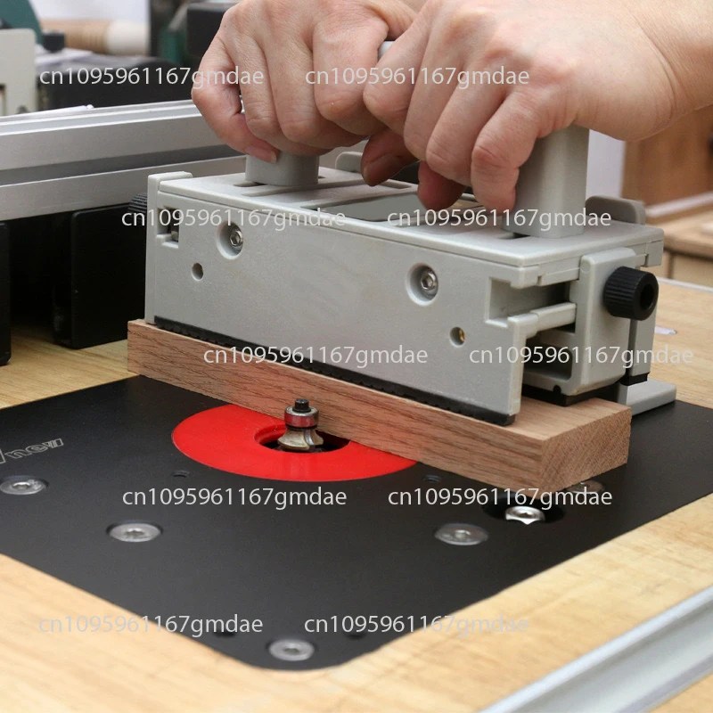 3D safety push handle; safe and stable; labor-saving;3D Security Push Knob (Gray) 1 Set