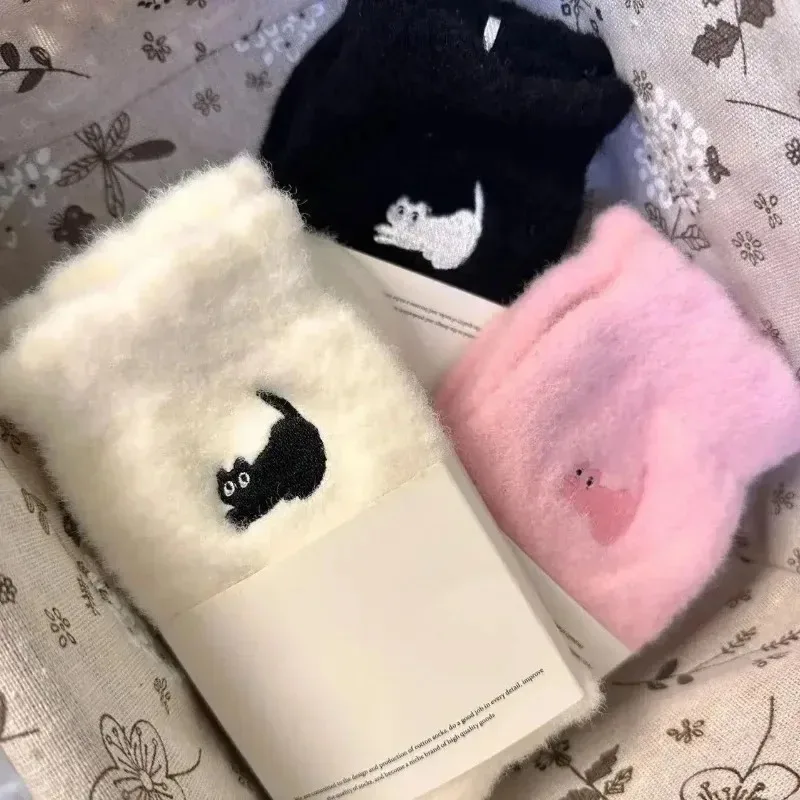 

3 Pairs Premium Feel Cute Cat Cozy Hairy Mink Velvet Socks Autumn Winter Hosiery Thickened Plush Warm Sleep Home Fluffy Socks
