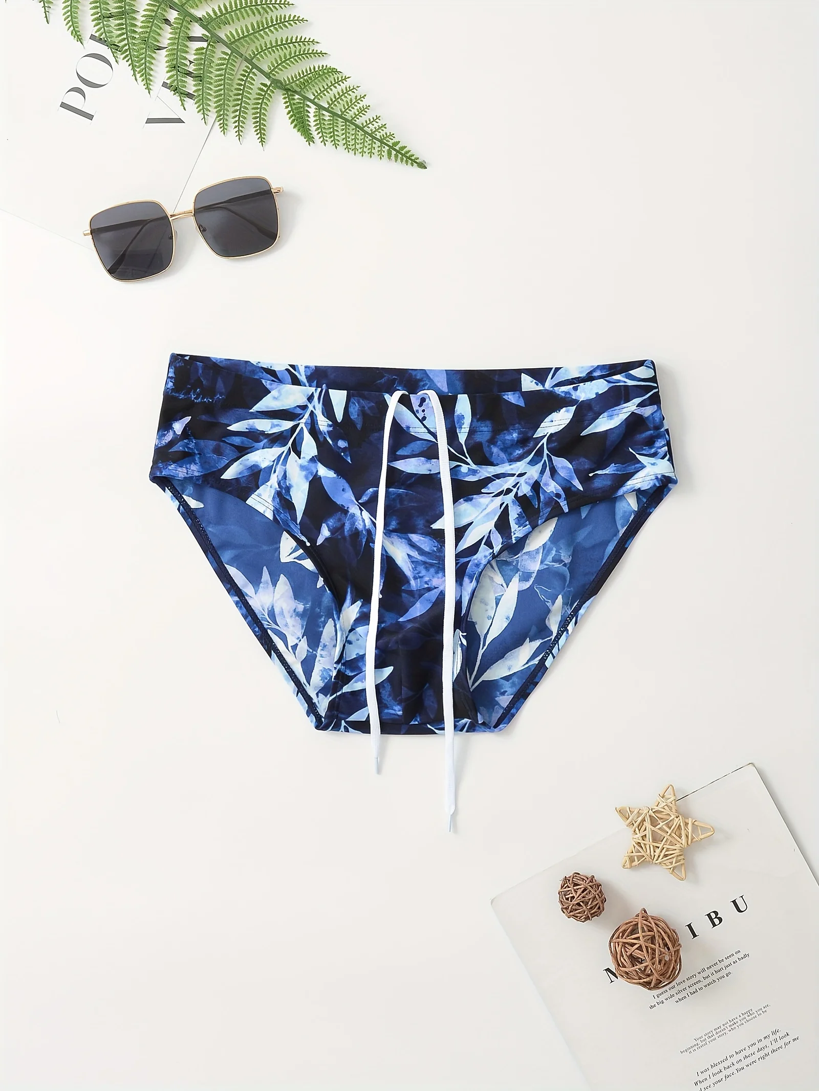 2 pieces, men's patterned drawstring quick-drying high-elastic swim briefs, the first choice for swimming and surfing.