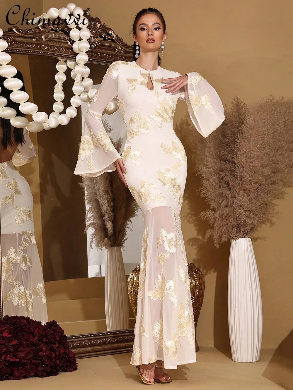 

Fashion Sexy Backless Flared Sleeve Bodycon Dress American Retro Elegant Mesh Embroidery Slim Wedding Party Long Dresses Women