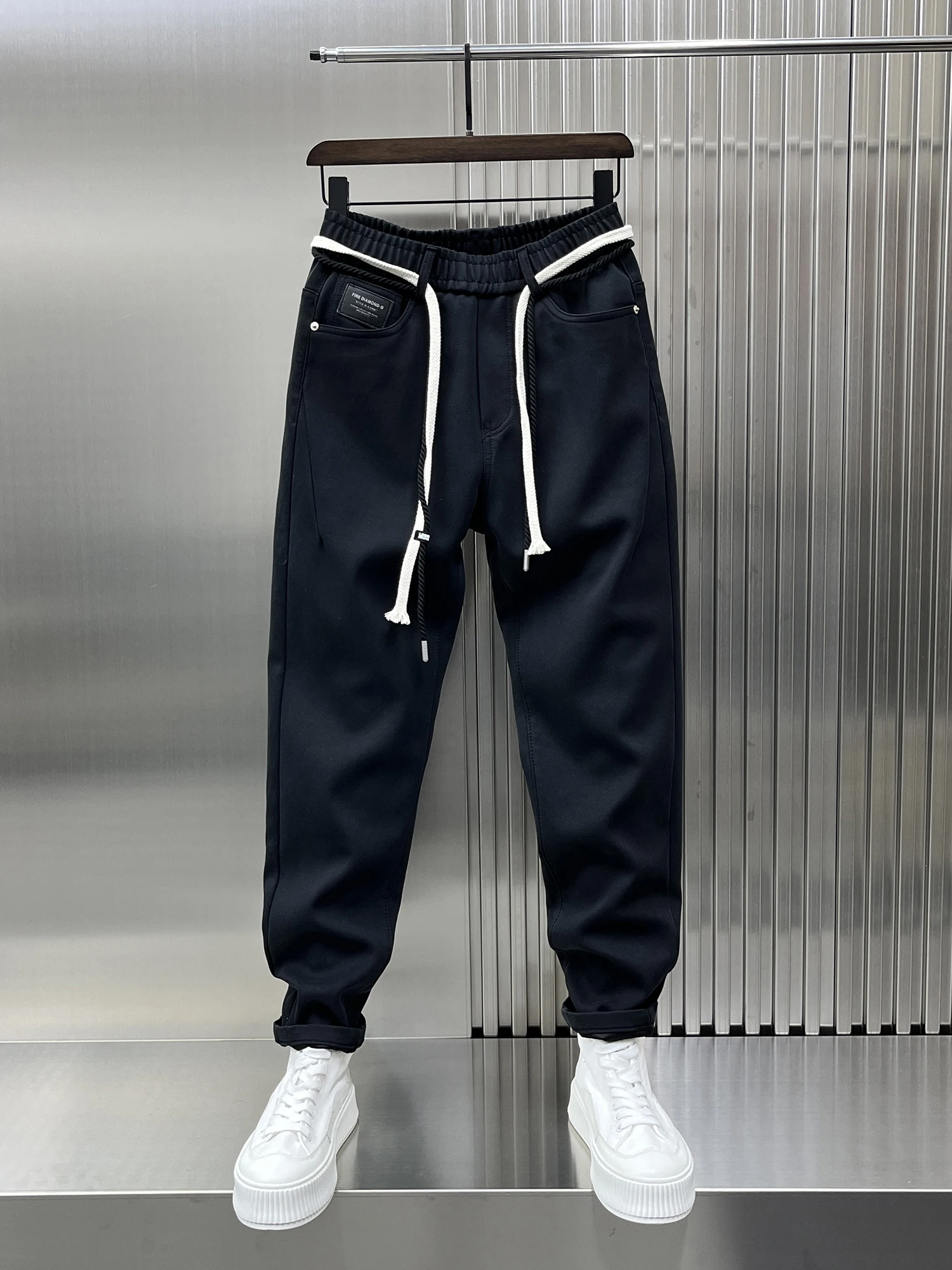 

Spring 2025 Trendy Harajuku Sle Slim Fit Men's Casual Nine-Piece Pants Comfortable Elastic Waist Loose Fit Youthful Energy