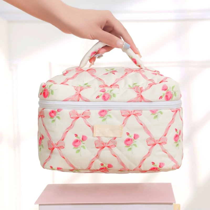 Quilted Cosmetic Bag Large Capacity Makeup Flower Toiletry Case for Woman