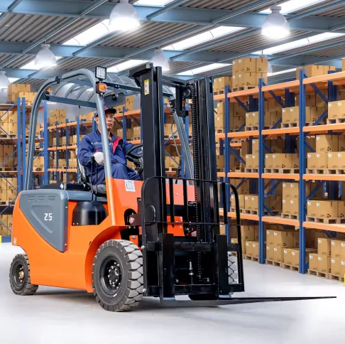 

YG Customized 2 Ton 5 Ton Wheel Driven Forklift Portable Full Electric Forklift CE EPA Self Loading Forklift Truck for Sale
