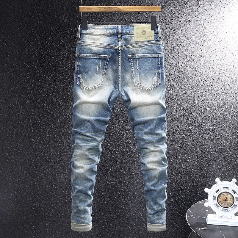 Fashionable new jeans with superior texture made of retro light blue elastic fabric, slim fit Italian style designer jeans Hombr