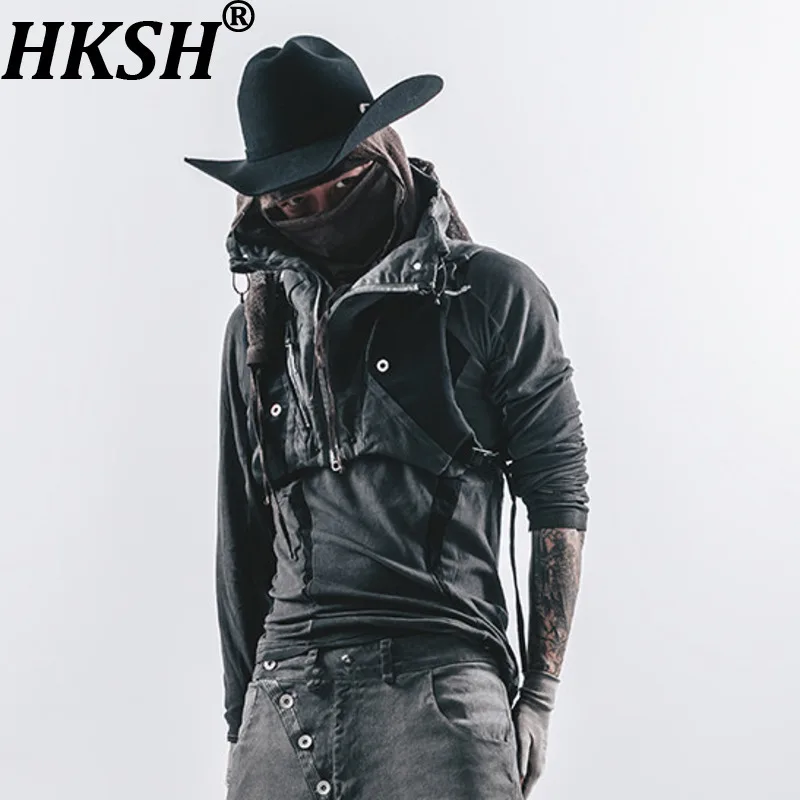 

HKSH 2026 Spring Men Punk Waste Land Geometric Patchwork Deconstructed Turtleneck Retro Washed Dark Long Sleeved T-shirt HK18368