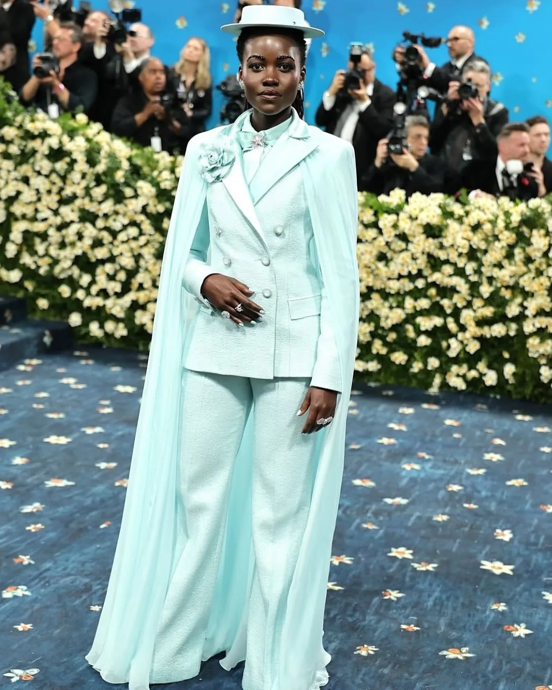 Nuovo design brillante su misura 2 pezzi abiti da donna blazer pantaloni doppio petto mantello moderno da sera festa da donna personalizzato