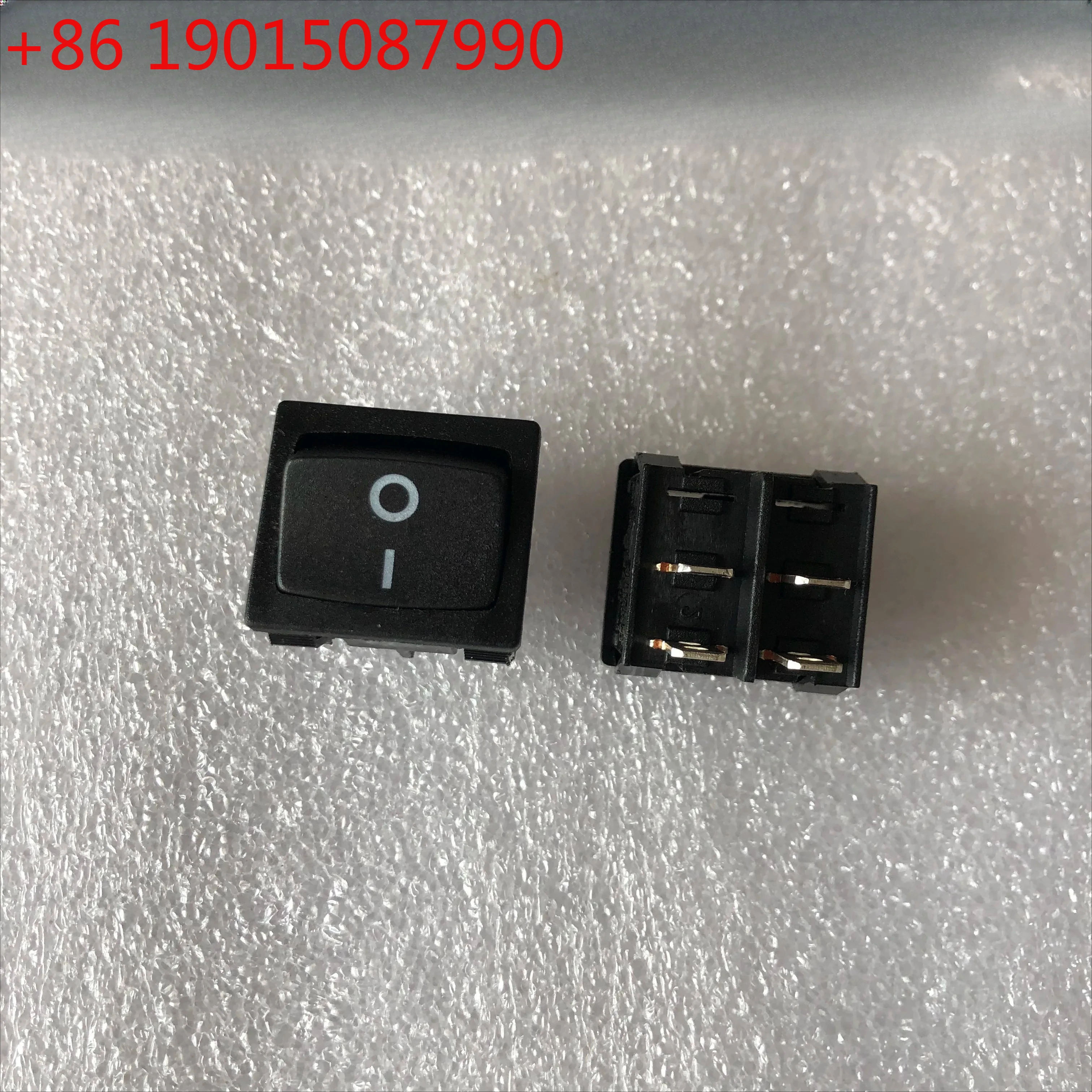 

10PCS 21 * 24 imported LCD TV button boat type power supply 4-pin 2-step rocker arm switch 6A
