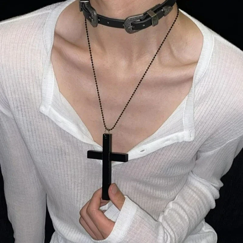 Collar gótico Y2K con colgante de cruz de madera, cadena de cuentas negras ajustable Unisex, gargantilla con dije de Hip Hop oscuro para mujeres y hombres, regalo ​