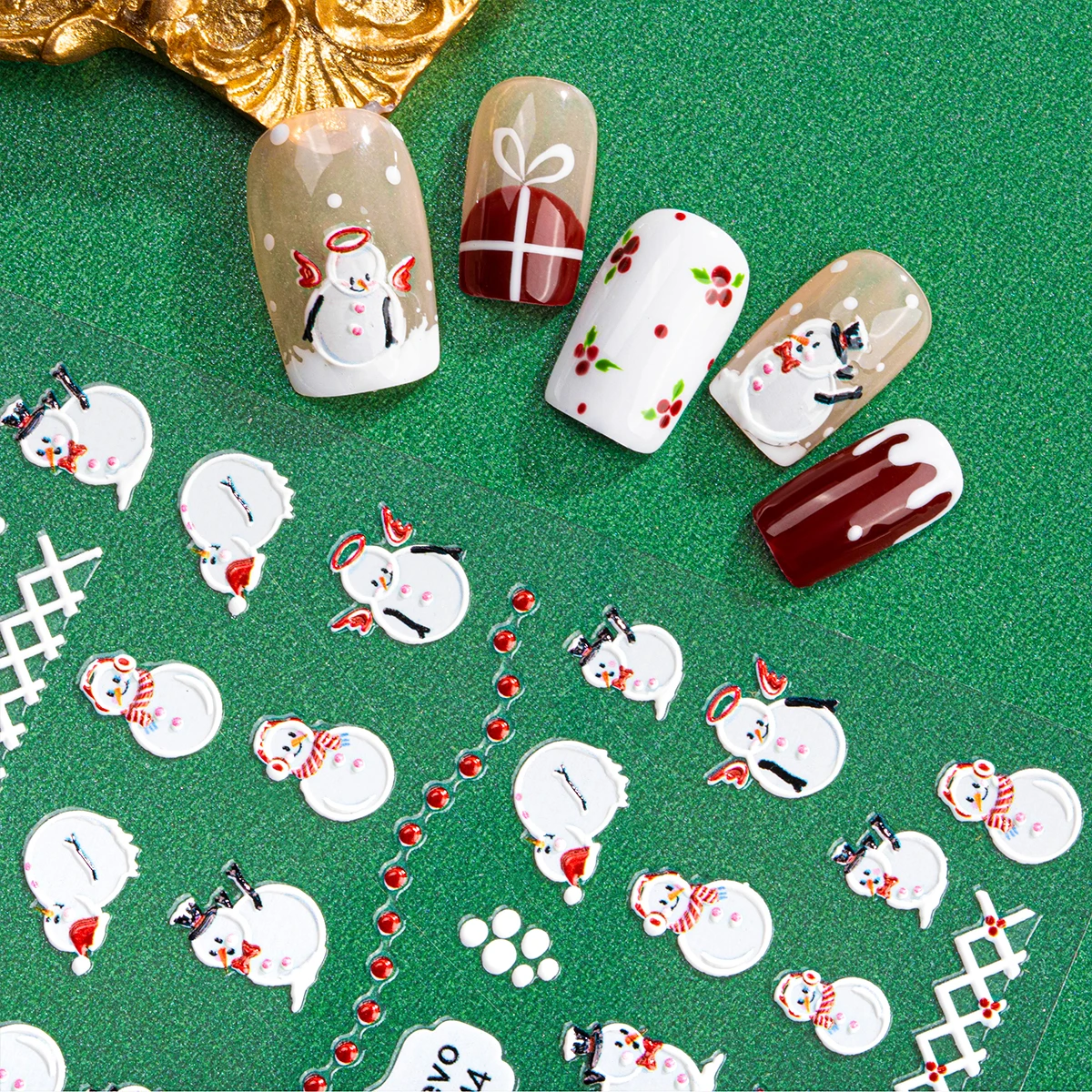 2 uds pegatina artística de uñas de Navidad de dibujos animados 5D muñeco de nieve copo de nieve estrellas autoadhesivas calcomanías de uñas para decoración de manicura DIY ﻿