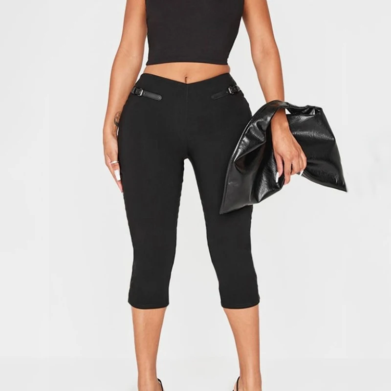 ชุดเซ็ตฤดูใบไม้ร่วงจาก CUTENOVA สำหรับผู้หญิง กางเกงทรงครอปเข้ารูปเอวต่ำ ปรับเข็มขัดได้ สีพื้น ดีไซน์ทันสมัย เก็บทรงสวย