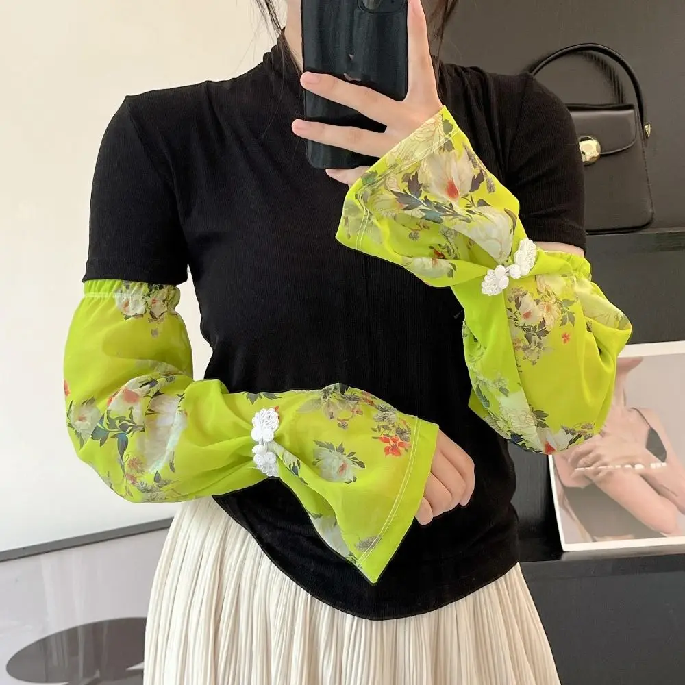 Maniche in seta di ghiaccio stampate con fibbia in stile cinese Isolamento UV anti-UV Manicotti per protezione solare in chiffon Copri braccio Guanti da ciclismo con fiori