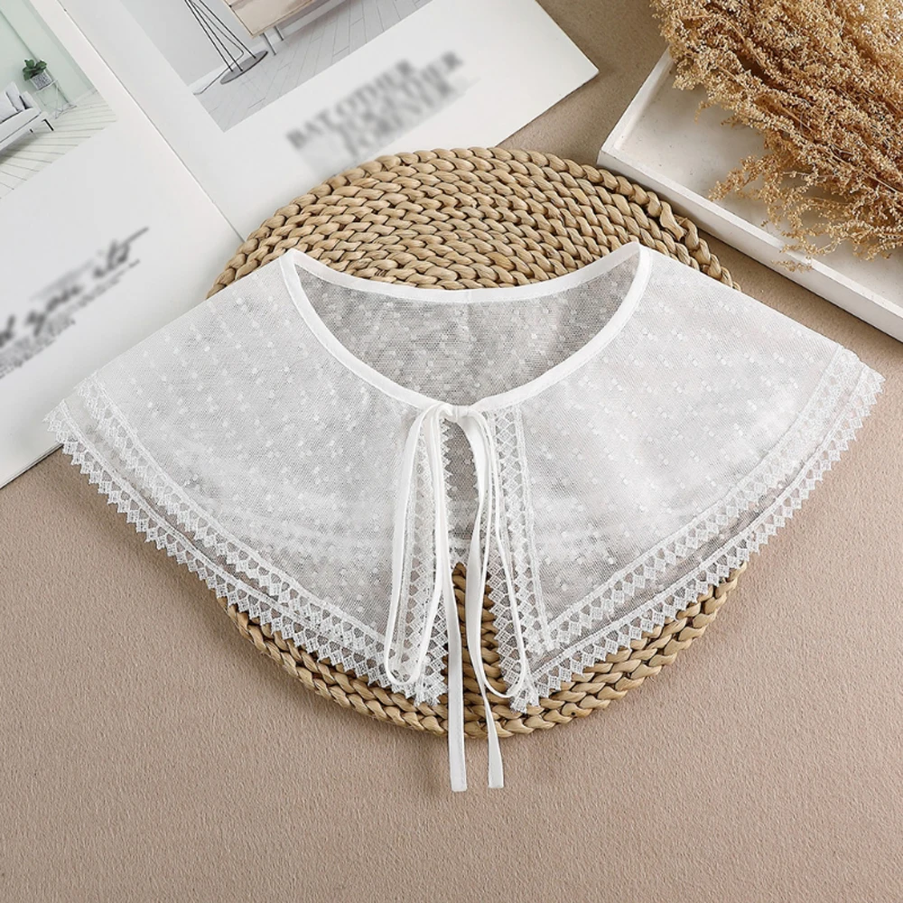 Sweet Lace Blouse Detachable Collar For Women Clothes White Lace Fake Collar Accessories Vintage Ladies Shirt Collar Stays Girl