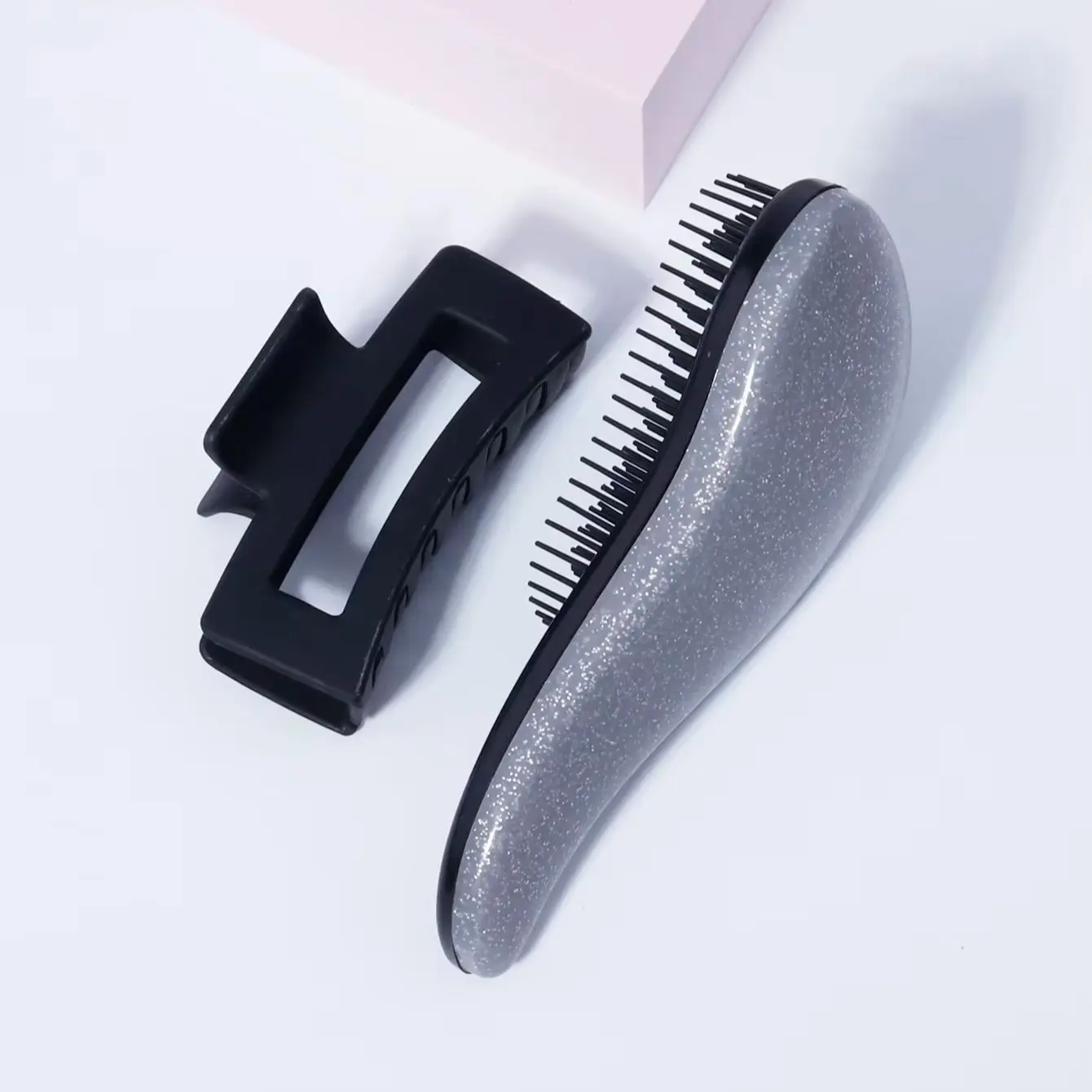 2pcs hair styling tool set, anti slip square toothed gripper, dolphin shaped massage scalp brush, Special for Real Hair Wigs - view 2
