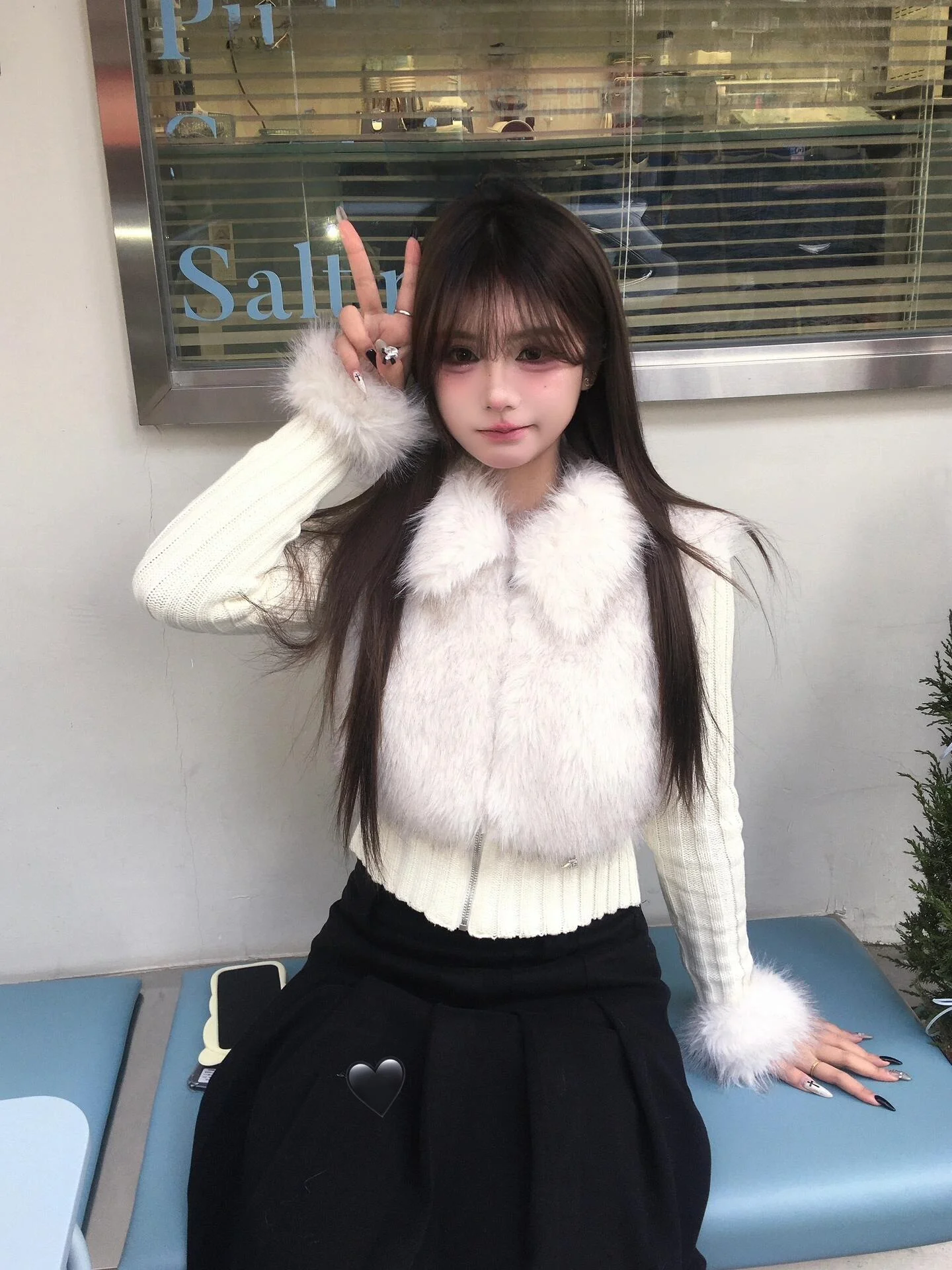 

Утепленная женская куртка Slim Fit с воротником-стойкой, теплая верхняя одежда для города, из искусственного меха, производство Китай, Зима 2025