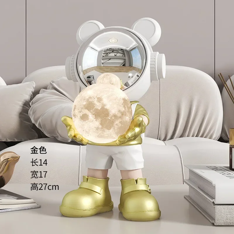 Trendy Gold Embrace Lunar Astronaut Series Living Room Decoration Home Decoration Office Desk Astronaut Resin Decoration