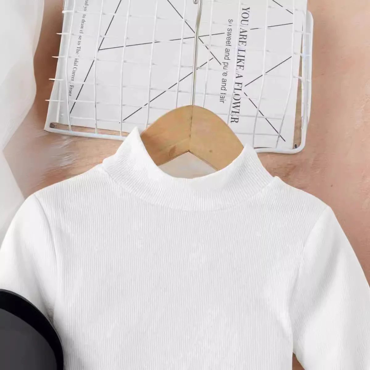 مزاجه أبيض وأسود الأطفال فستان فتاة البدلة المطرزة سترة البدلة عالية الرقبة طويلة الأكمام حزام أسود ثلاث قطع طقم أطفال #4