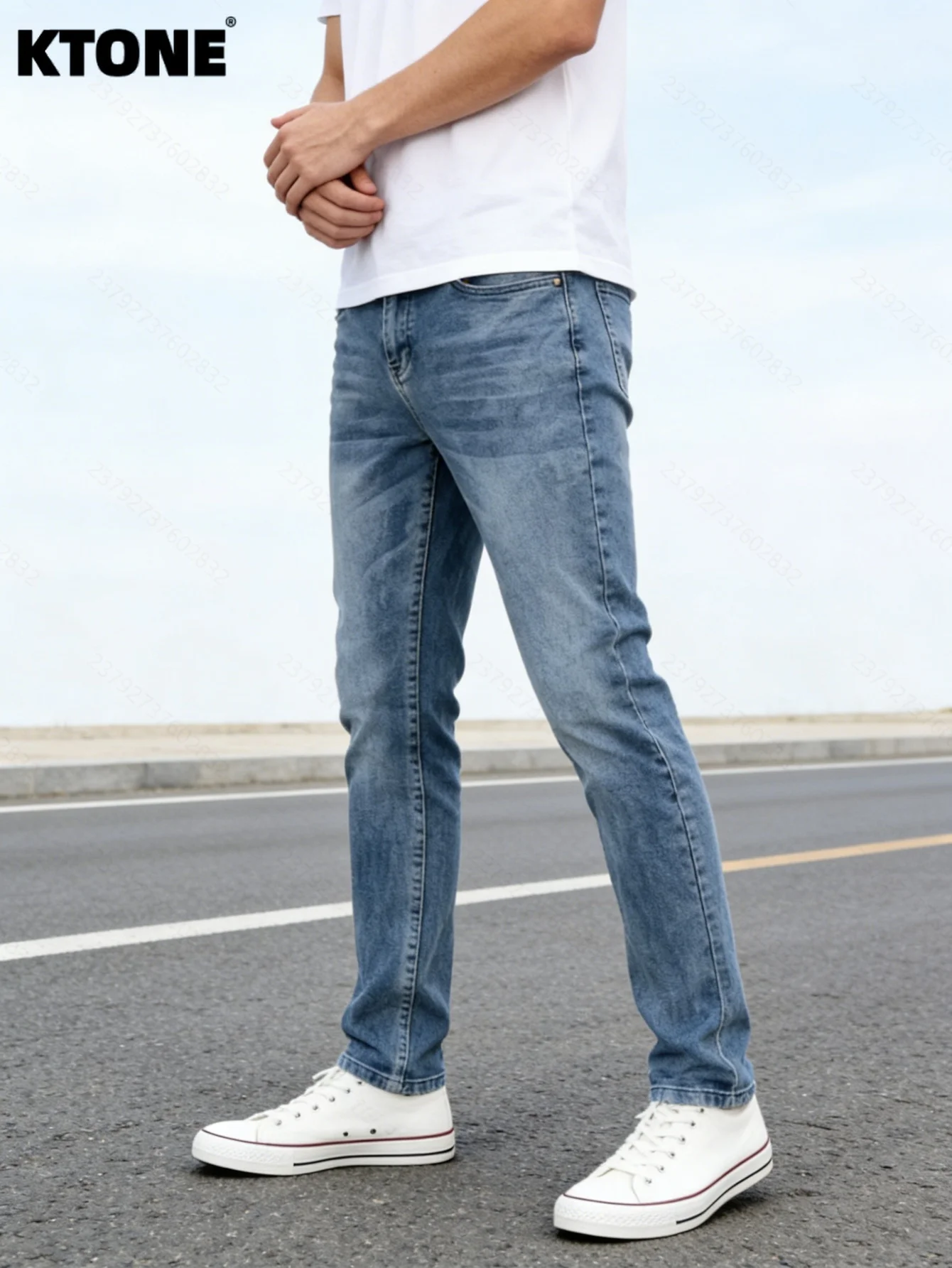 

Men's Art Nouveau Decorative Style Slim Fit Pants for Dating & Art Gallery Dinner