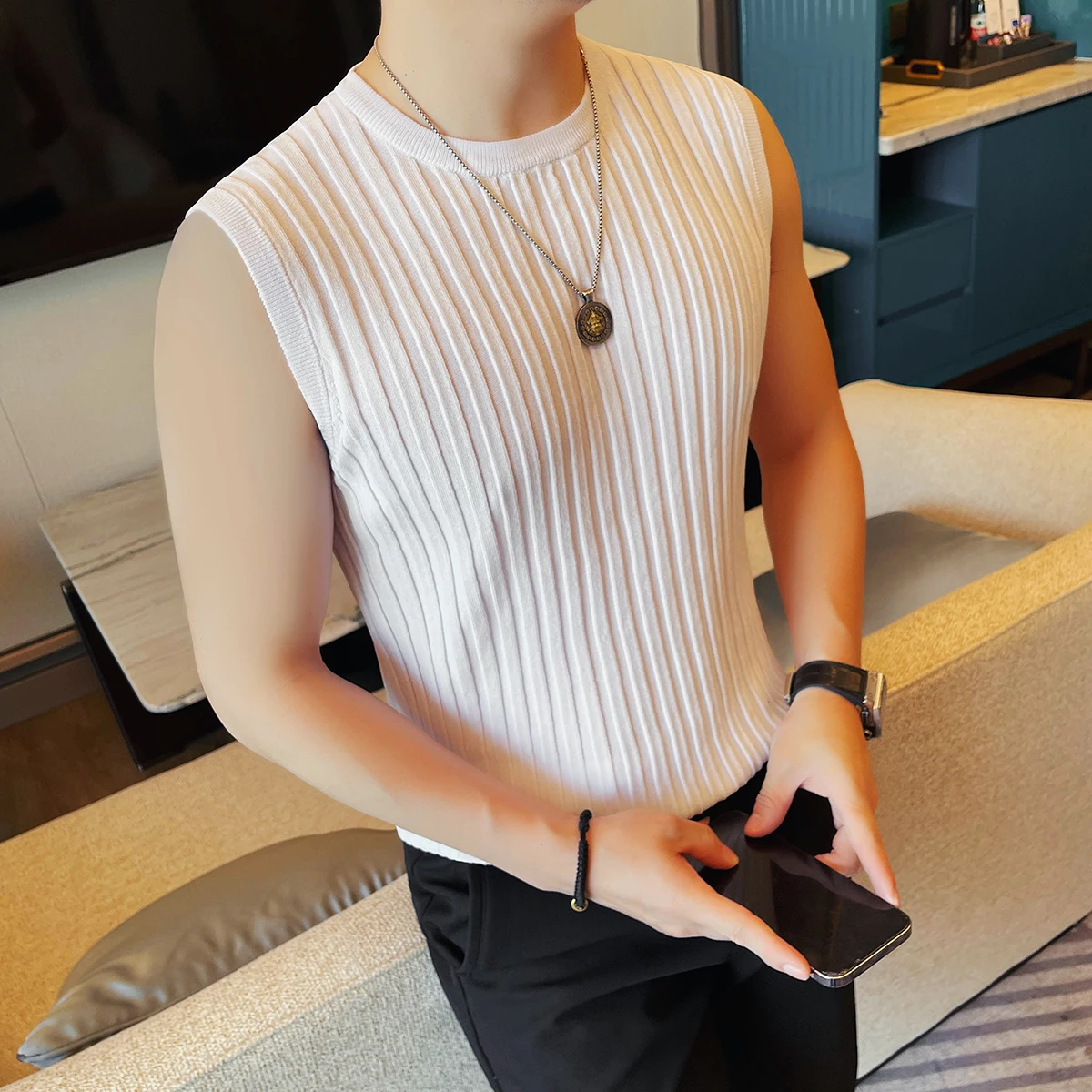 Men's Vest Summer Sleeveless Versatiles Casual Round Neck T-shirt High Quality Fashion Striped Knitted Thin Tee Top Men Clothing